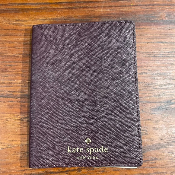 Kate spade passport holder - Picture 2 of 5